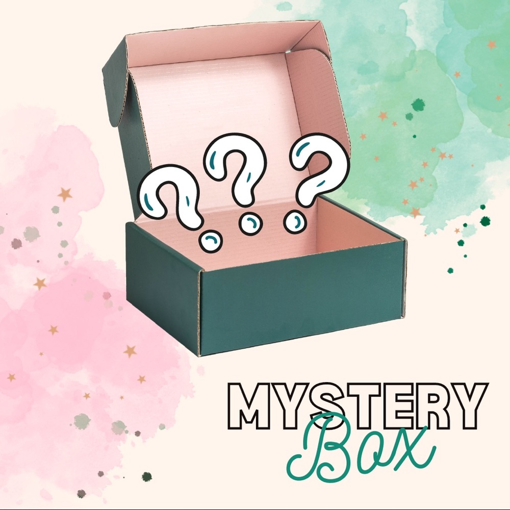 Mystery box! Women’s XS/S. clothing items + at least one accessory/jewelry item